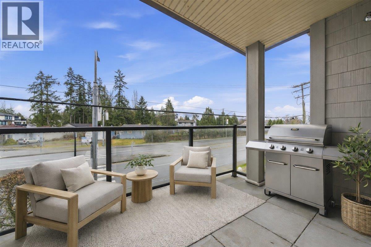 207 22858 LOUGHEED HIGHWAY, Maple Ridge