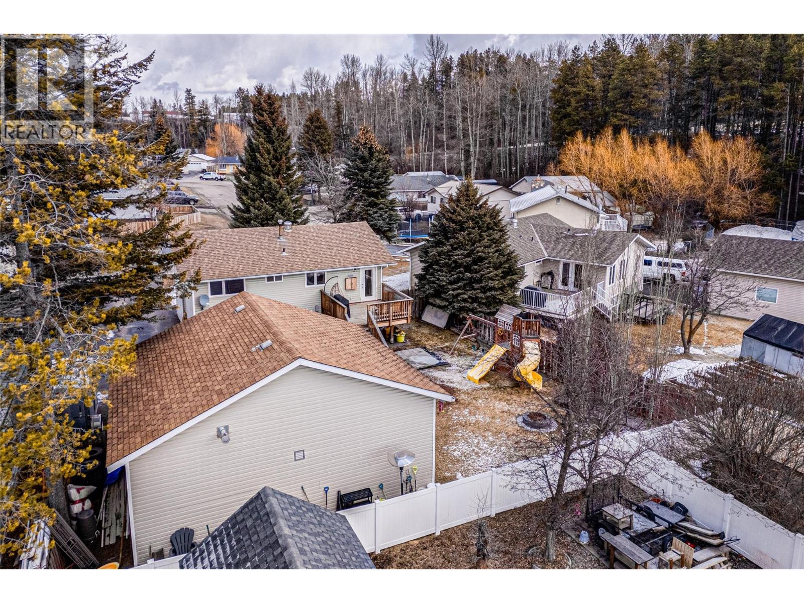 345 Pacific Yew Crescent, Sparwood