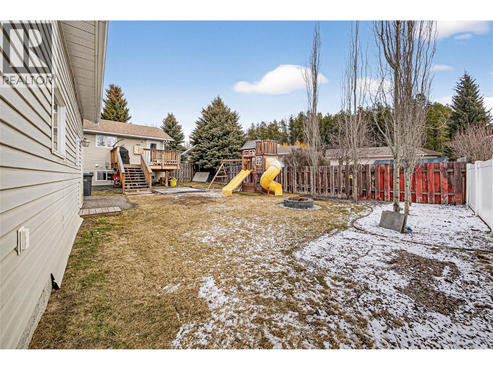 345 Pacific Yew Crescent, Sparwood