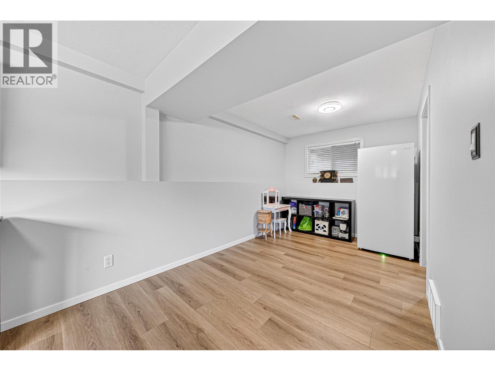 345 Pacific Yew Crescent, Sparwood