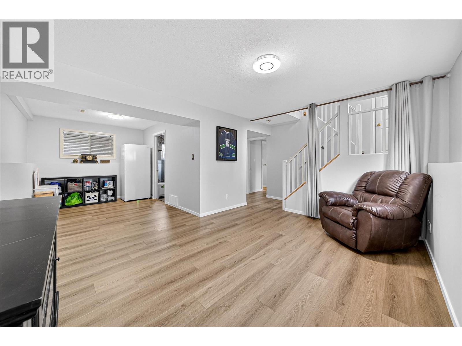 345 Pacific Yew Crescent, Sparwood