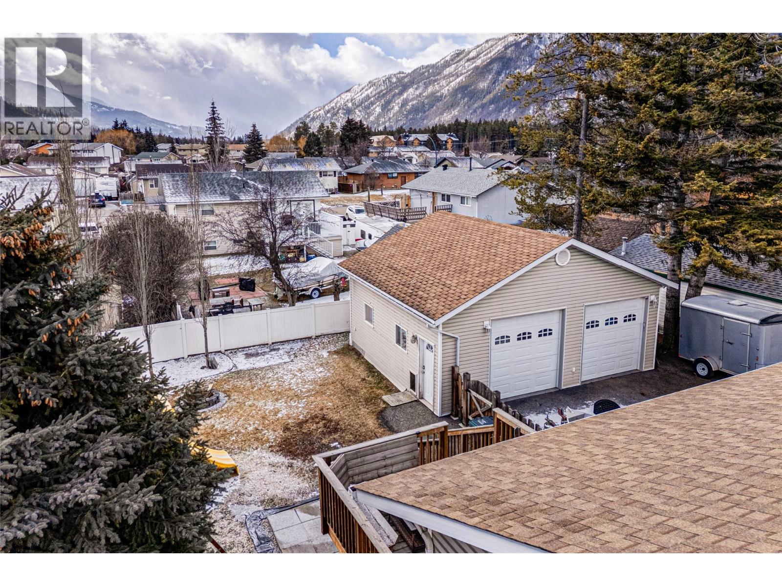 345 Pacific Yew Crescent, Sparwood