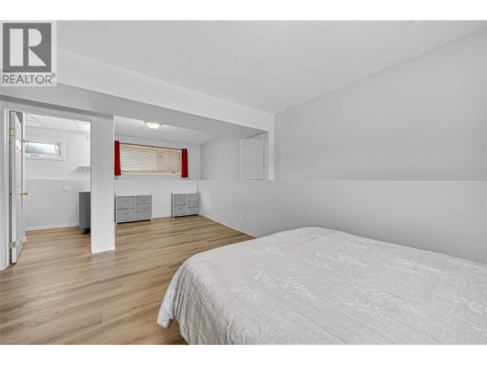 345 Pacific Yew Crescent, Sparwood