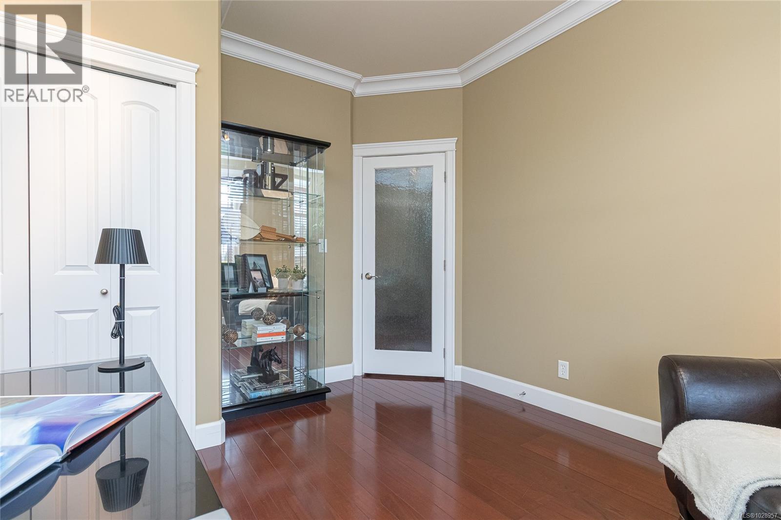 4073 LONGVIEW DR - 13