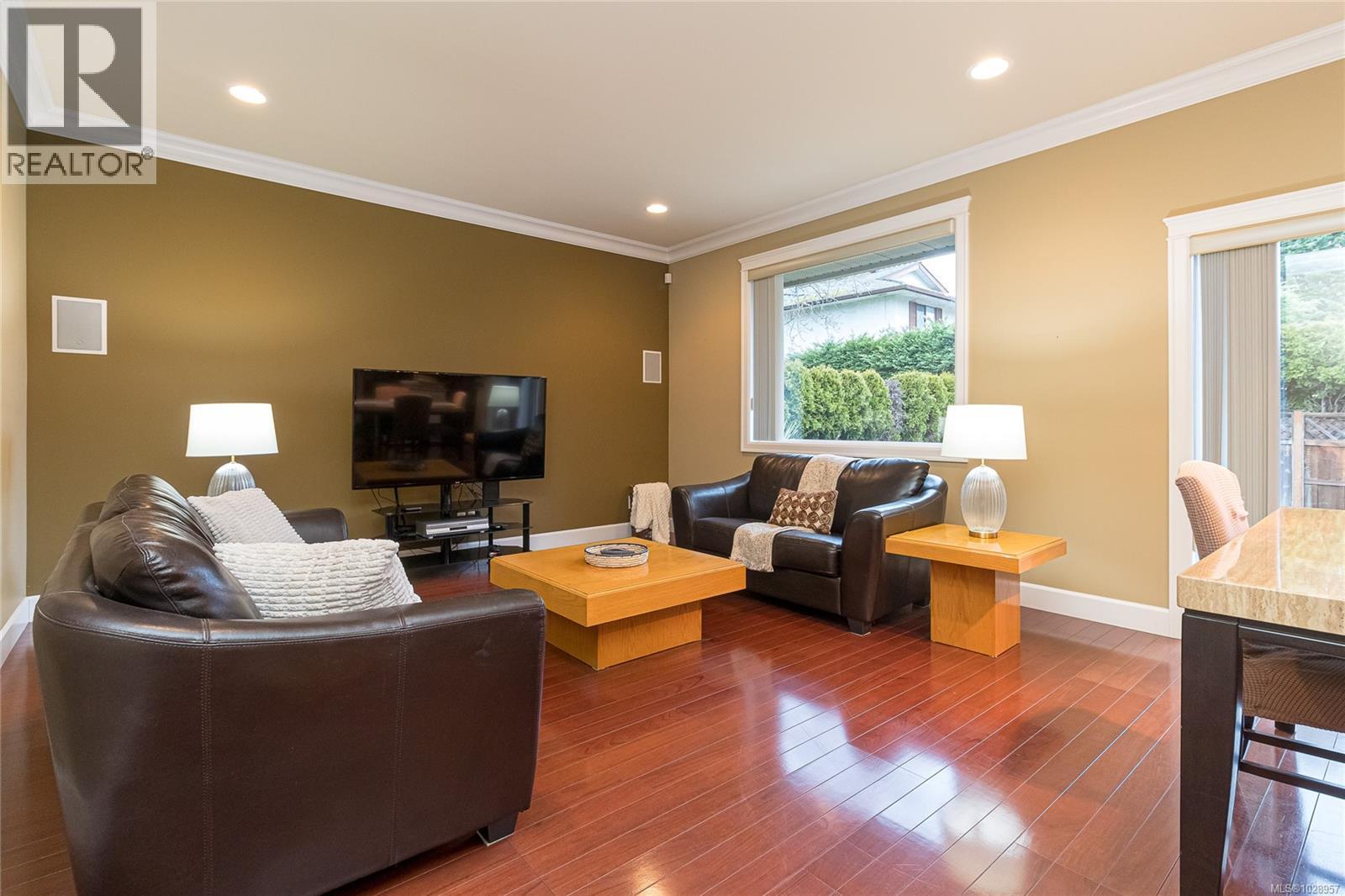 4073 LONGVIEW DR - 19