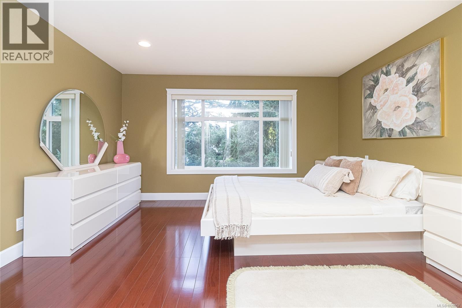 4073 LONGVIEW DR - 23