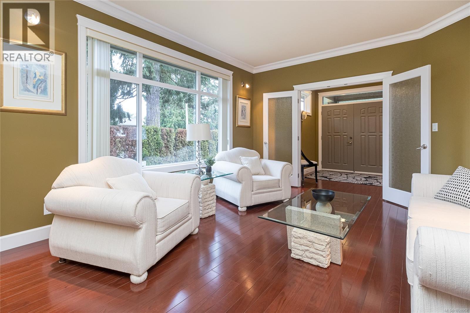 4073 LONGVIEW DR - 8