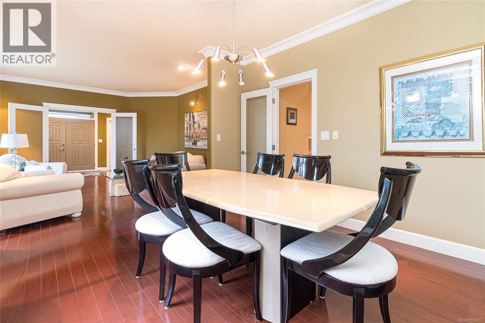 4073 LONGVIEW DR - 9