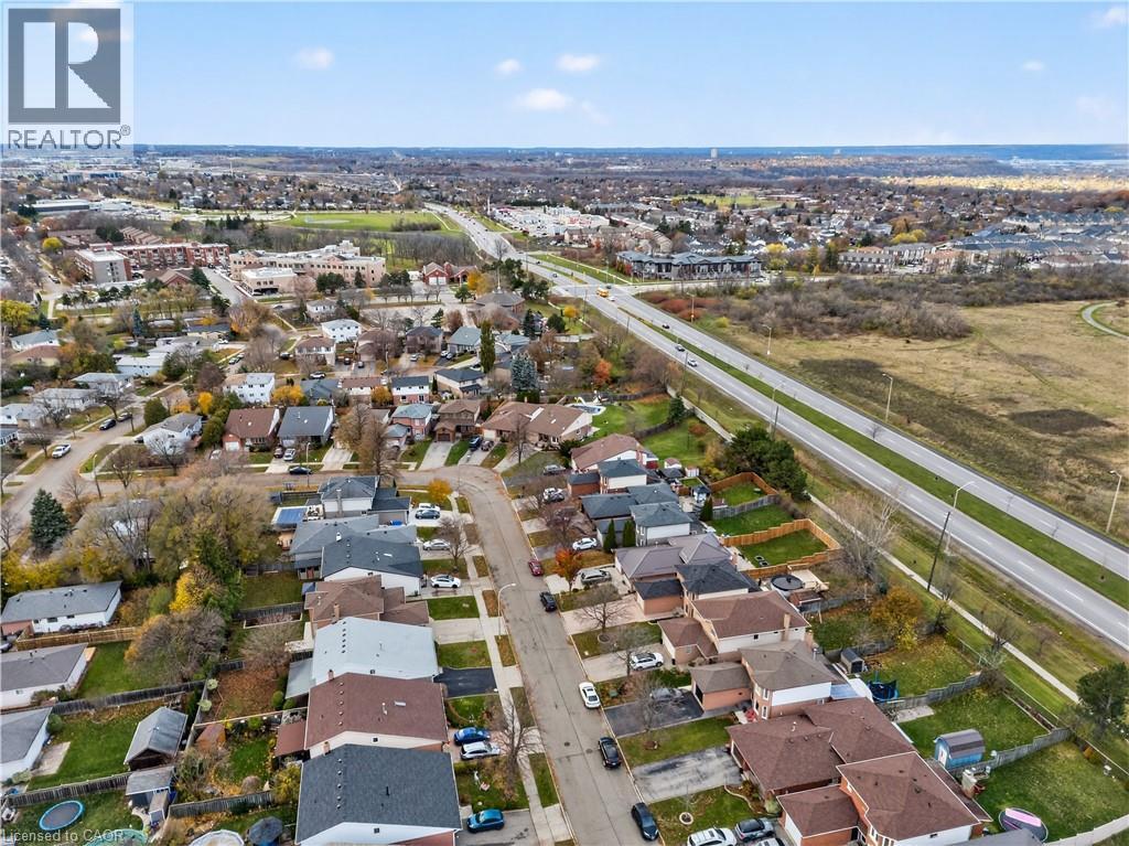 84 BRANTHAVEN Drive, Stoney Creek, Ontario