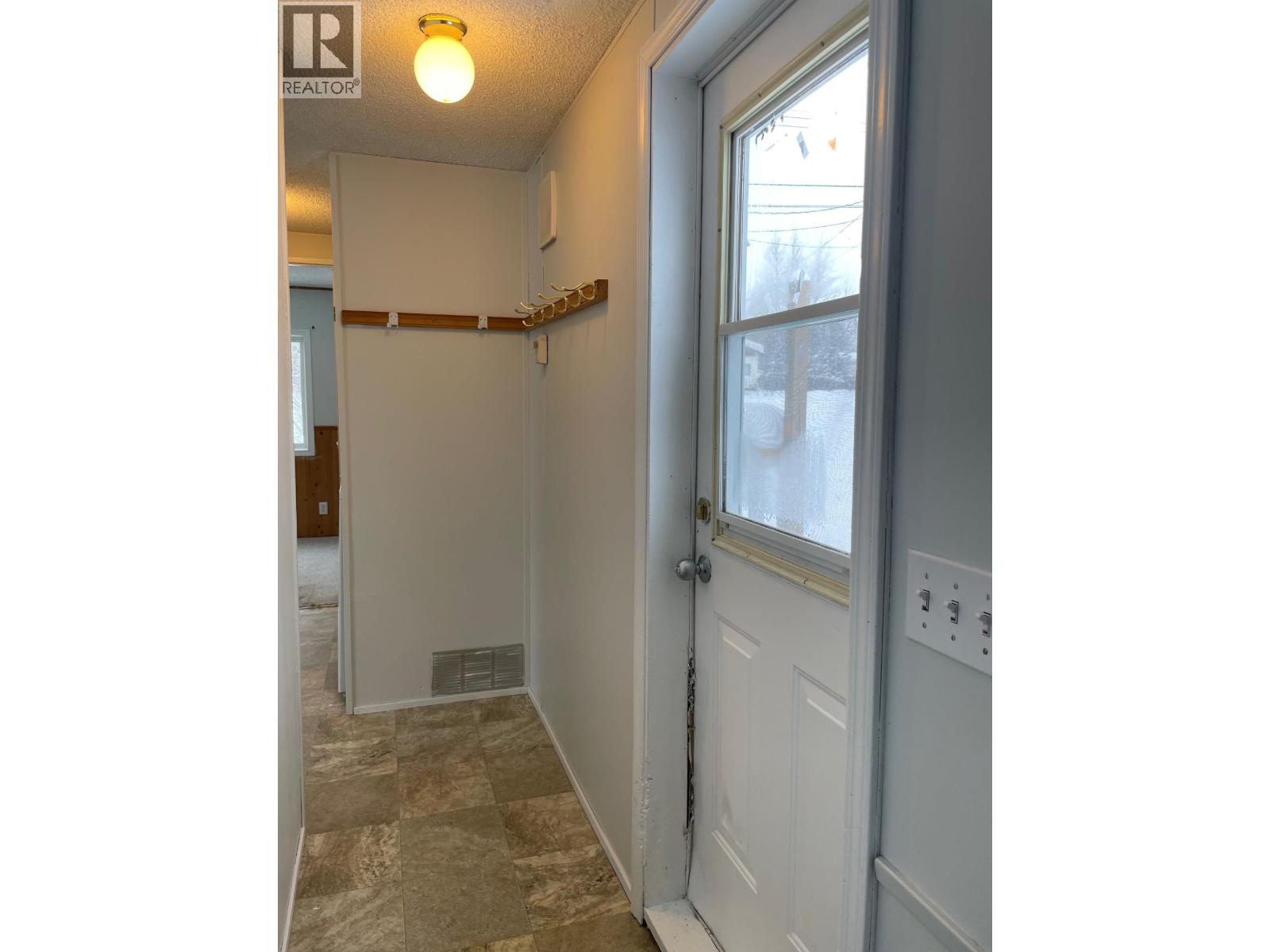 5256 42 STREET, Fort Nelson