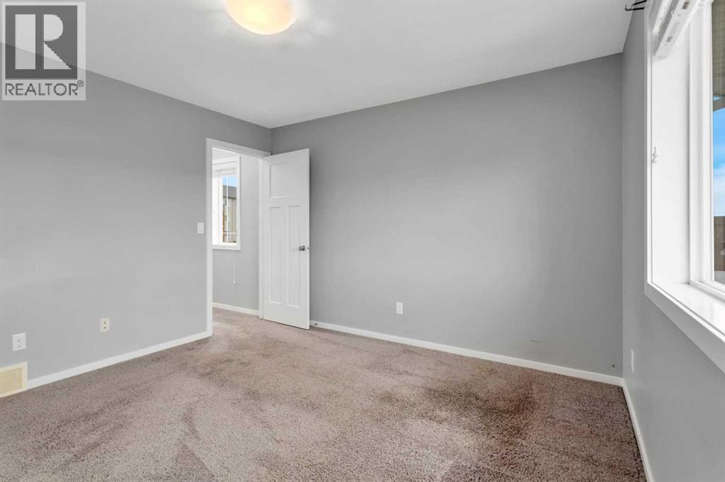 49 Thomlison Avenue, Red Deer