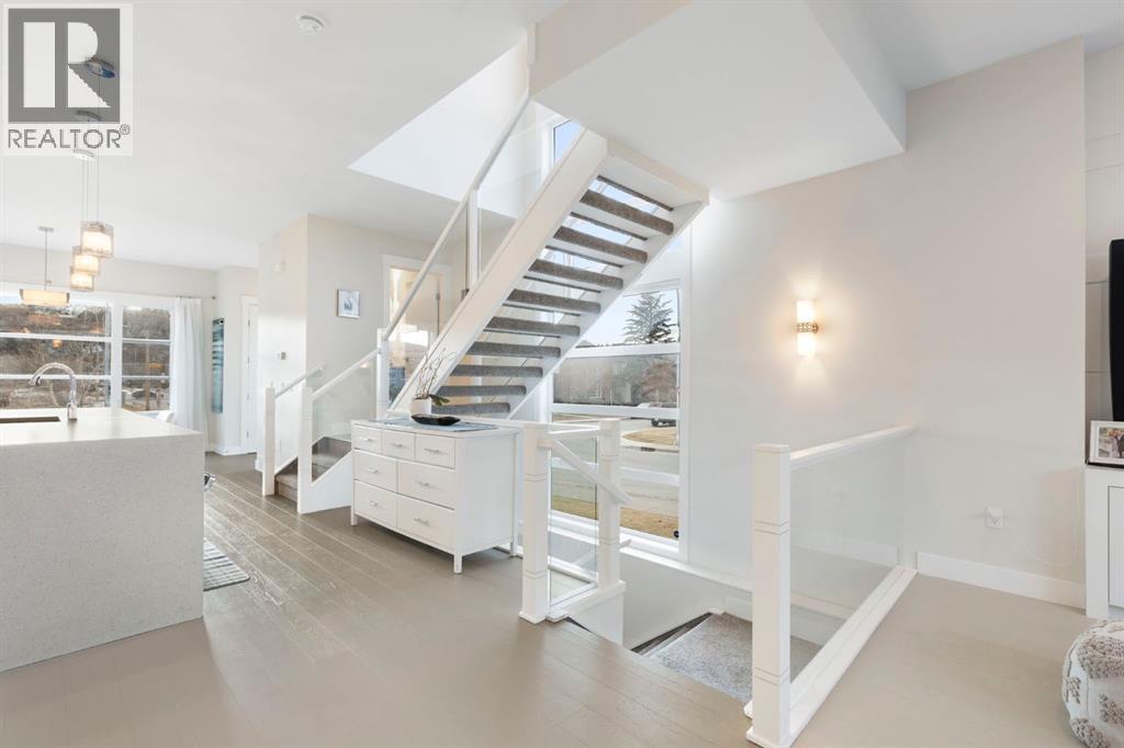 1810 43 Street NW, Calgary, Alberta