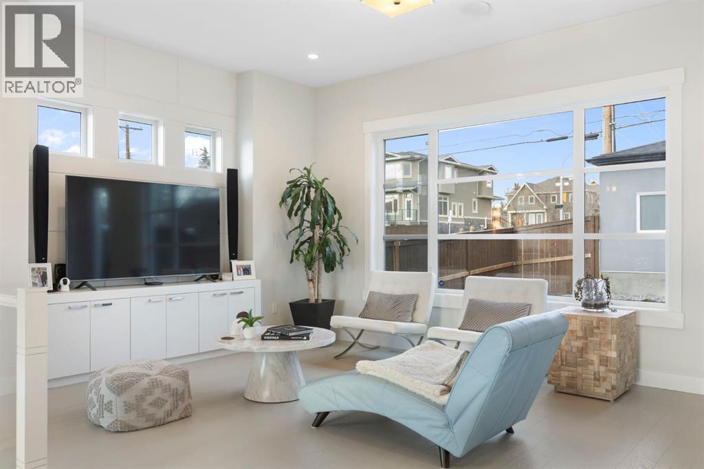 Single Family House for Sale in   Street NW Montgomery Calgary 