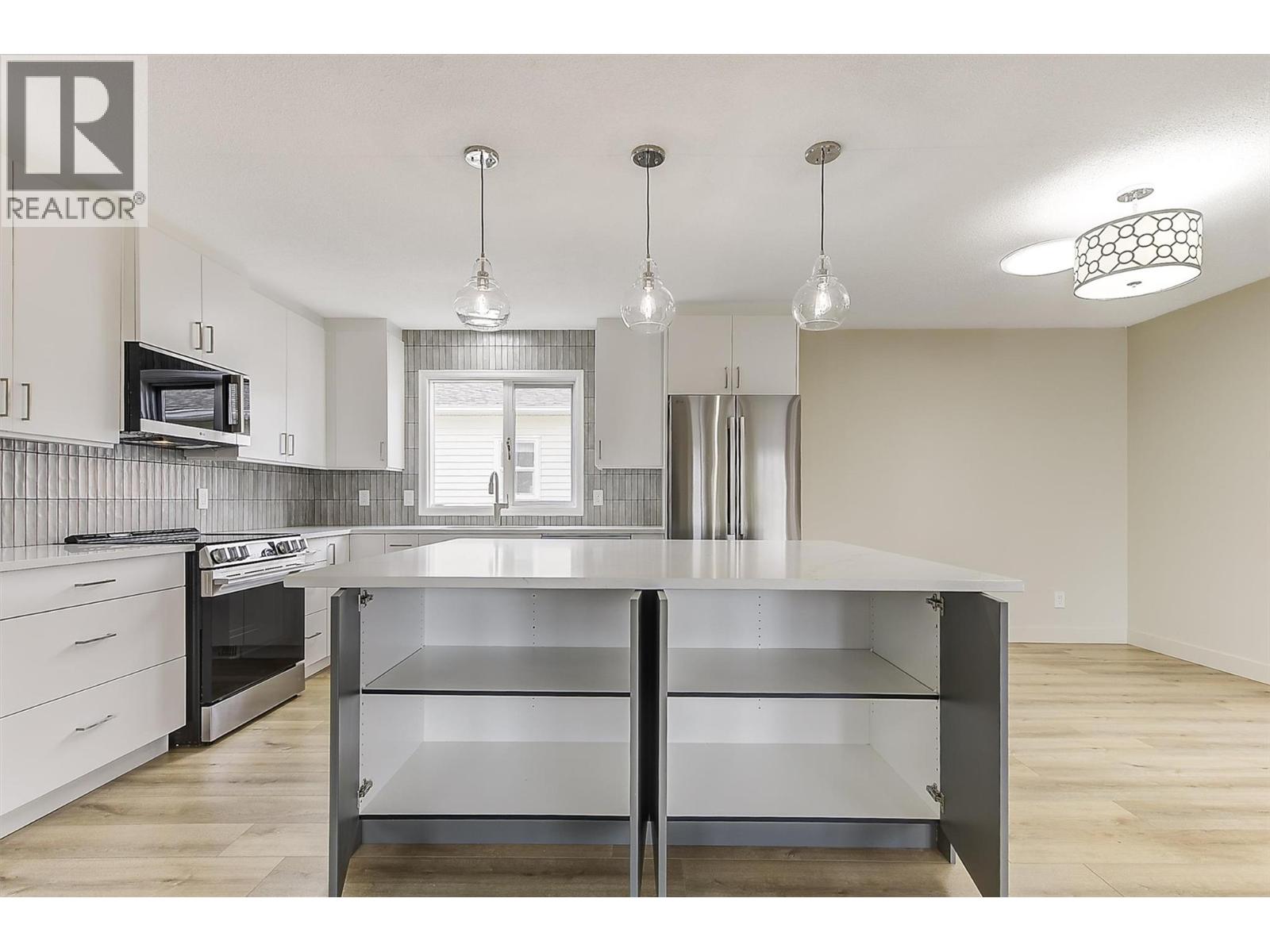 1255 Raymer Avenue Unit# 202, Kelowna