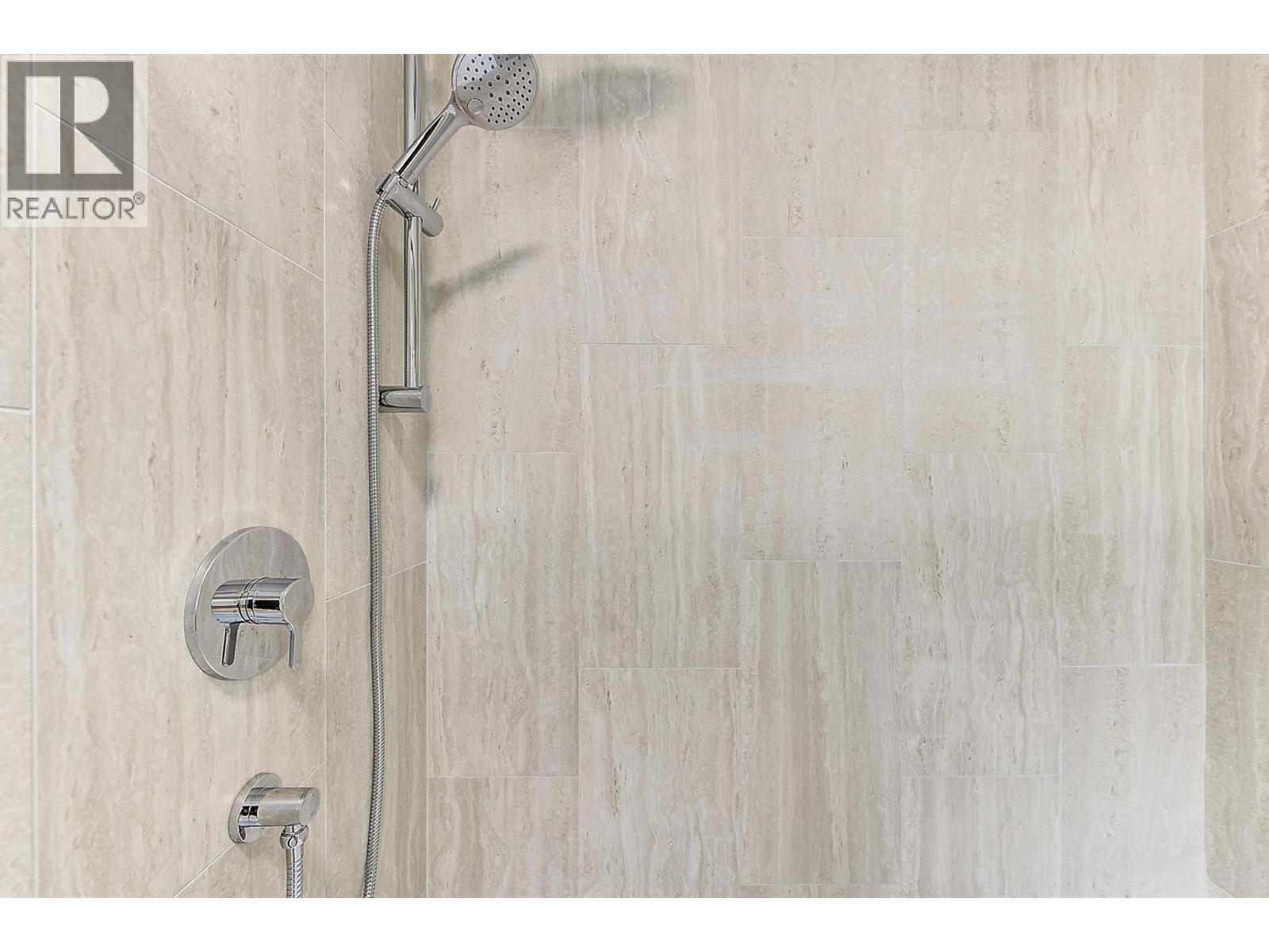 1255 Raymer Avenue Unit# 202, Kelowna