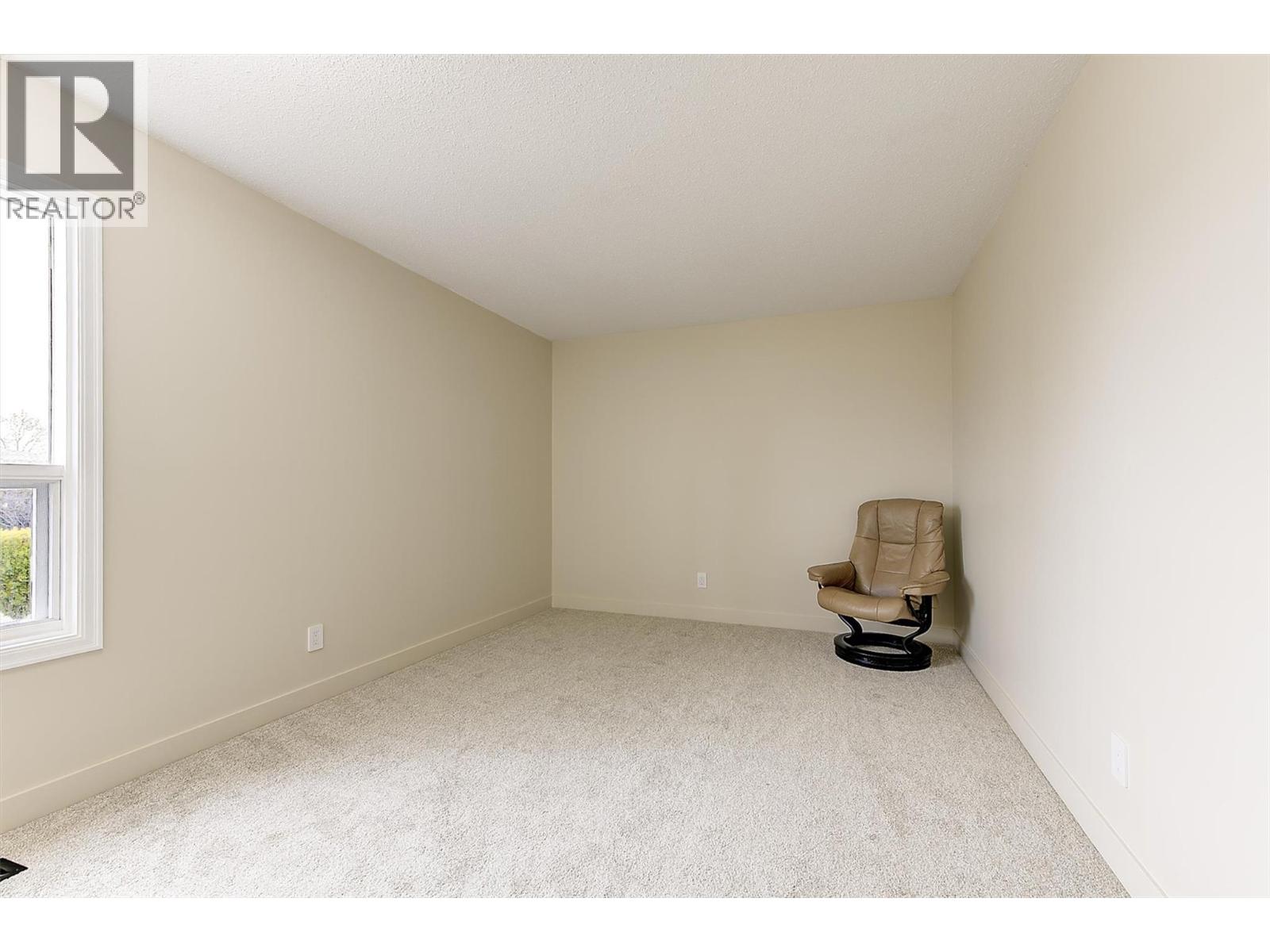 1255 Raymer Avenue Unit# 202, Kelowna