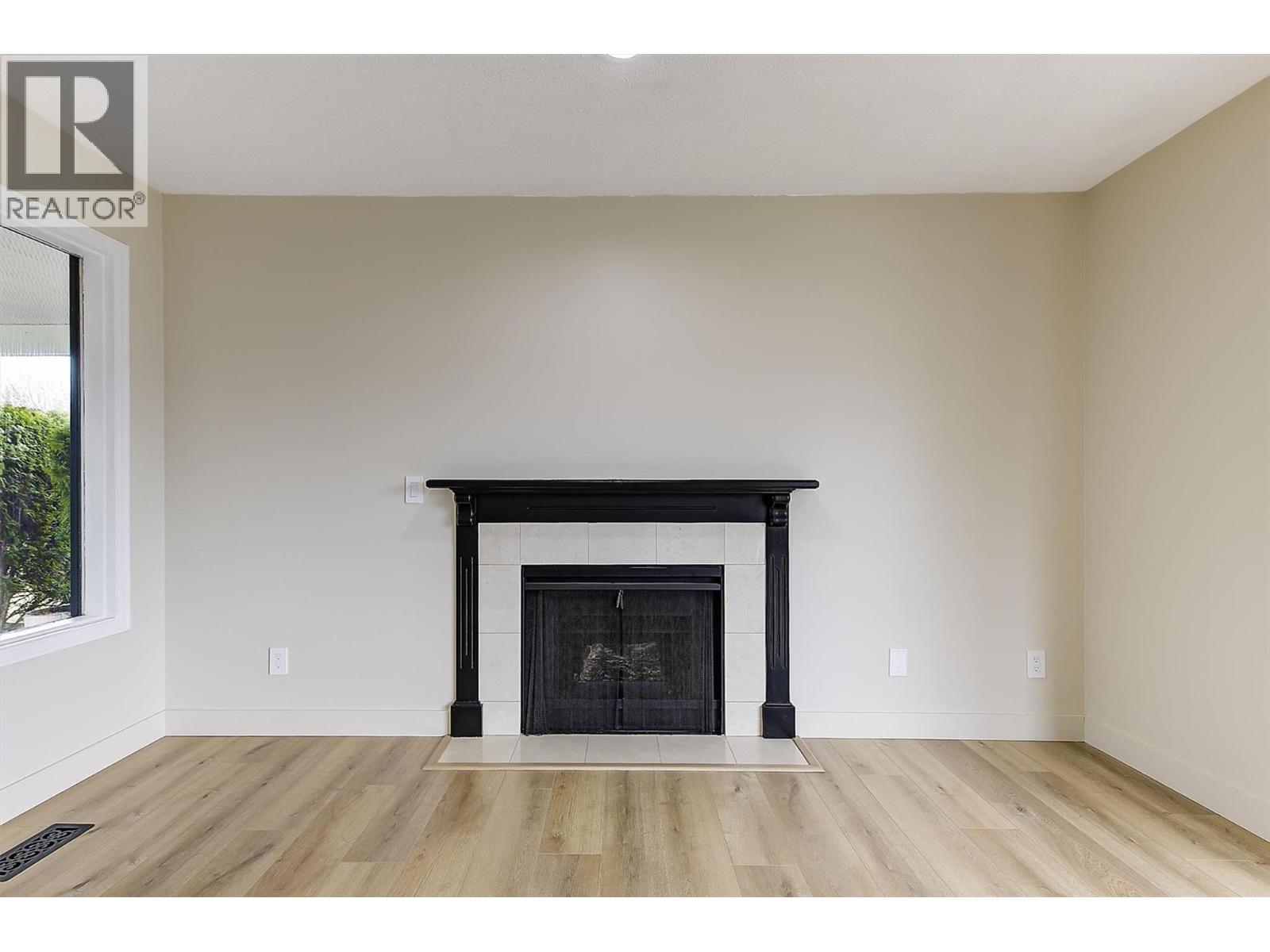 1255 Raymer Avenue Unit# 202, Kelowna