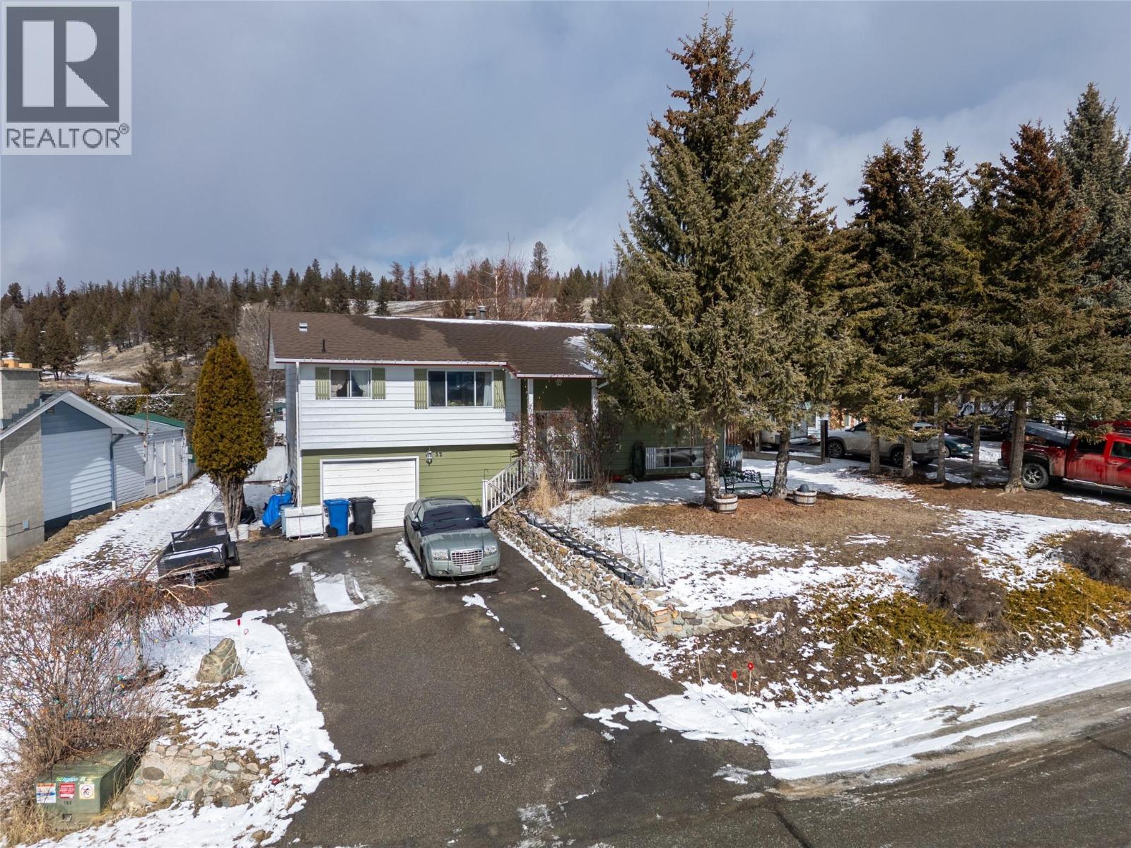 52 BRECCIA Drive, Logan Lake