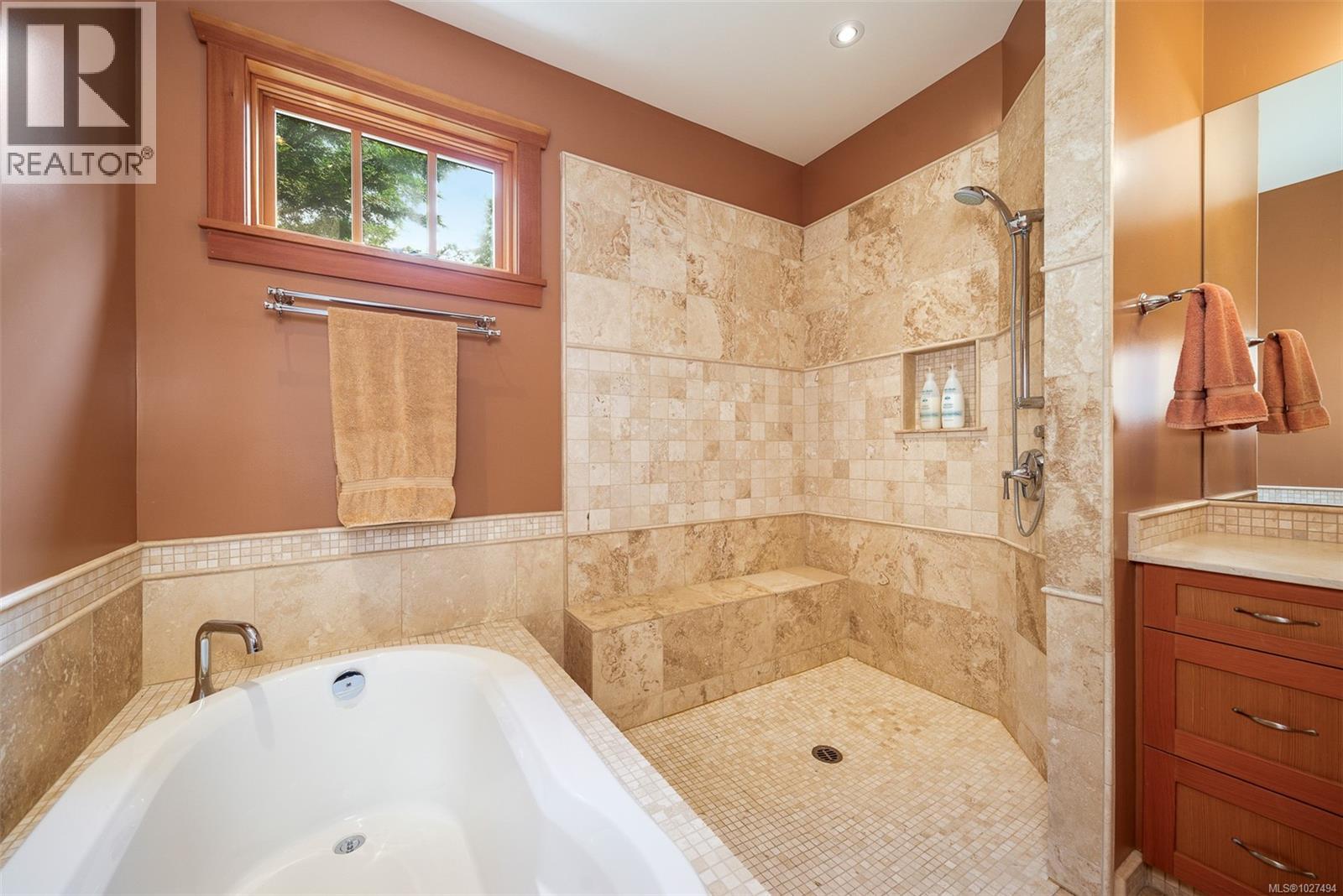  121 Howard Road, Salt Spring