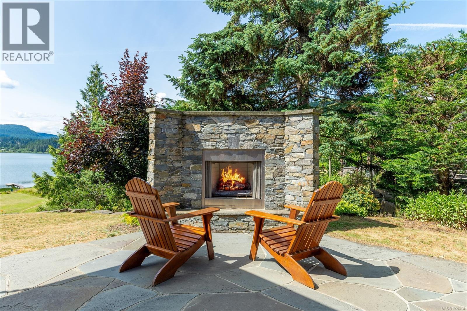  121 Howard Road, Salt Spring