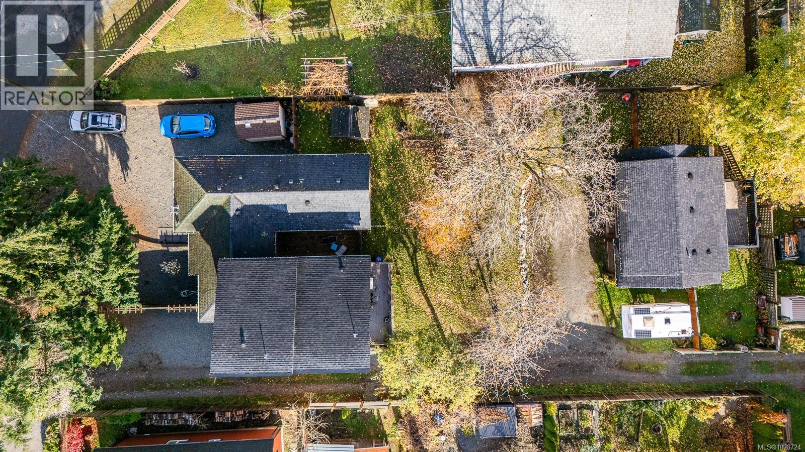 3328 Third St - 4
