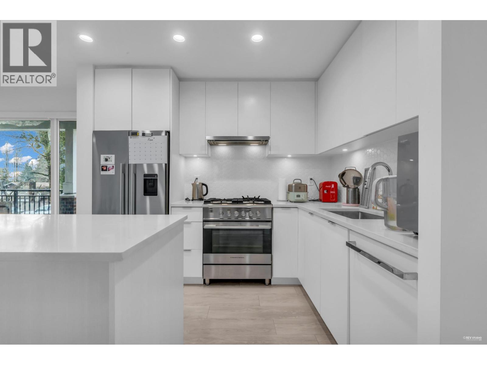 116 678 FAIRVIEW STREET, Coquitlam