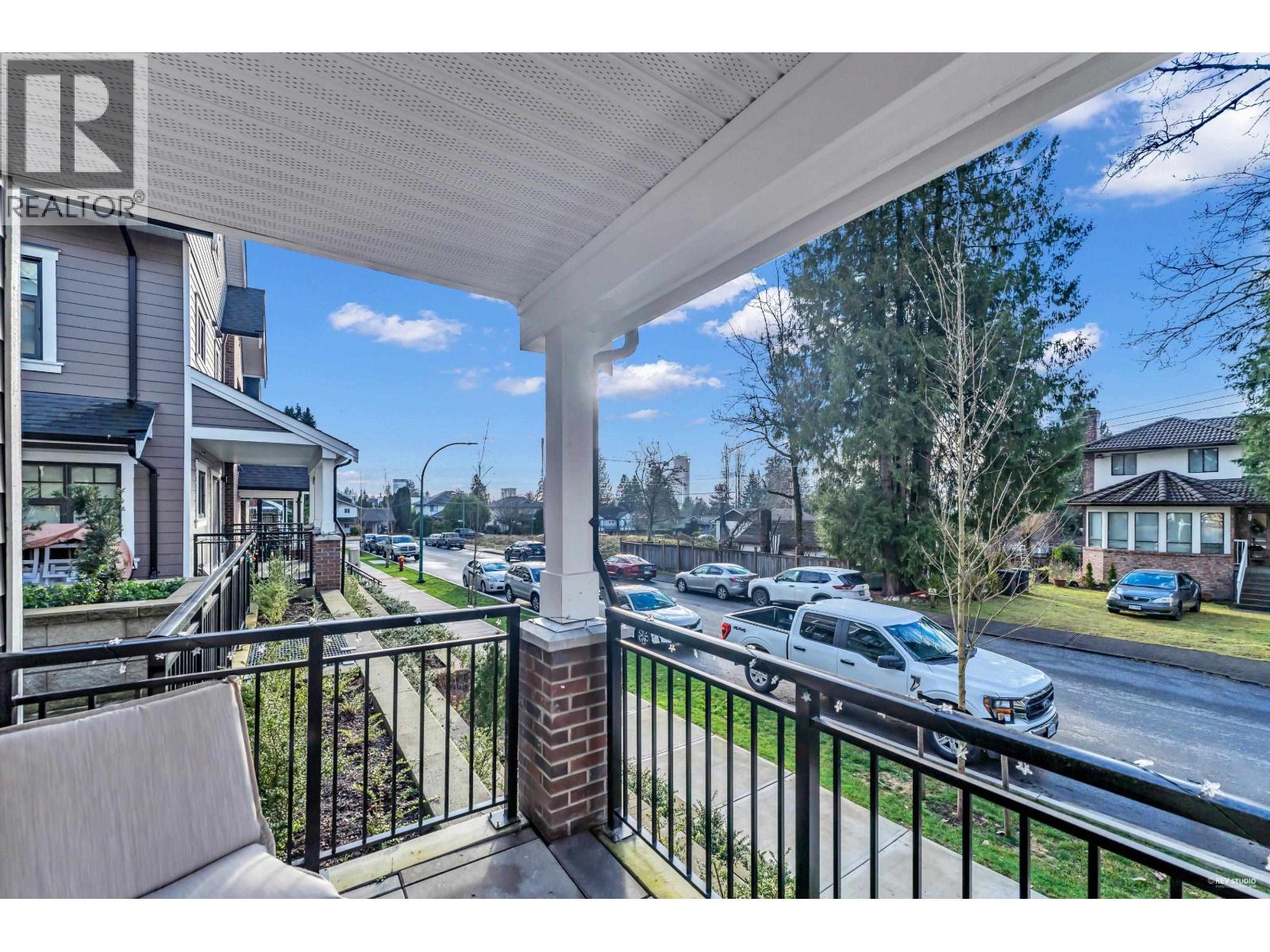 116 678 FAIRVIEW STREET, Coquitlam