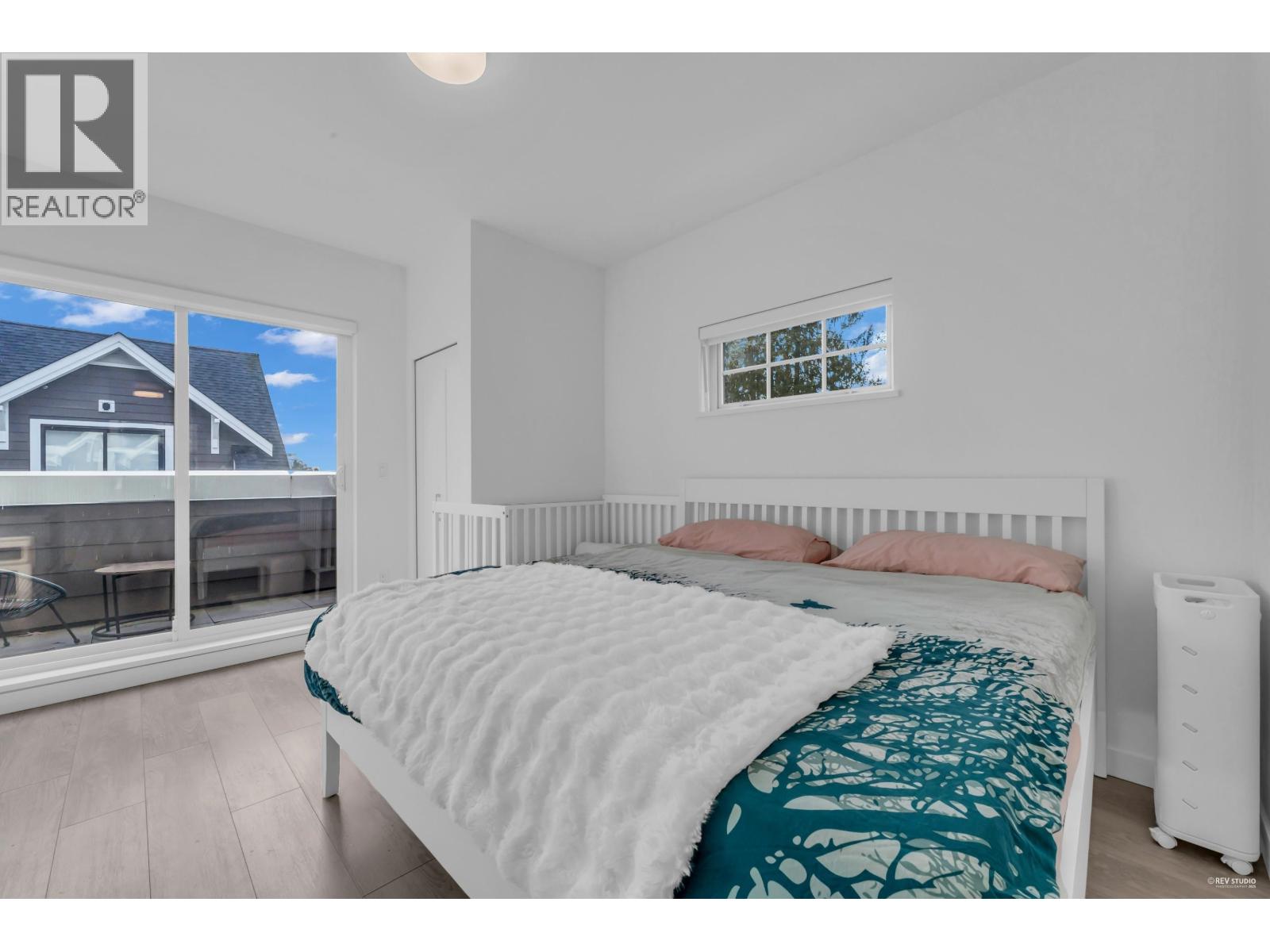 116 678 FAIRVIEW STREET, Coquitlam