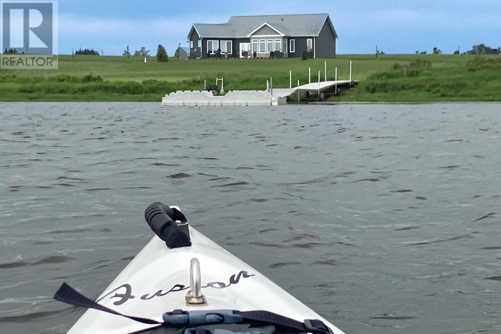 148 BLUE BAY Drive - 33