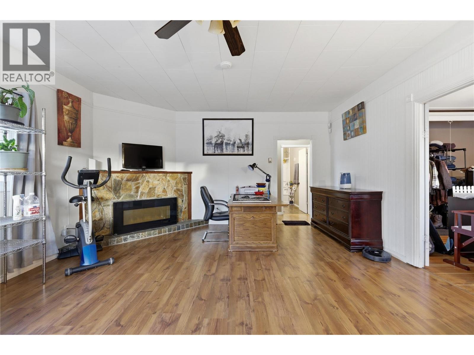 1941 Water Street, Kelowna