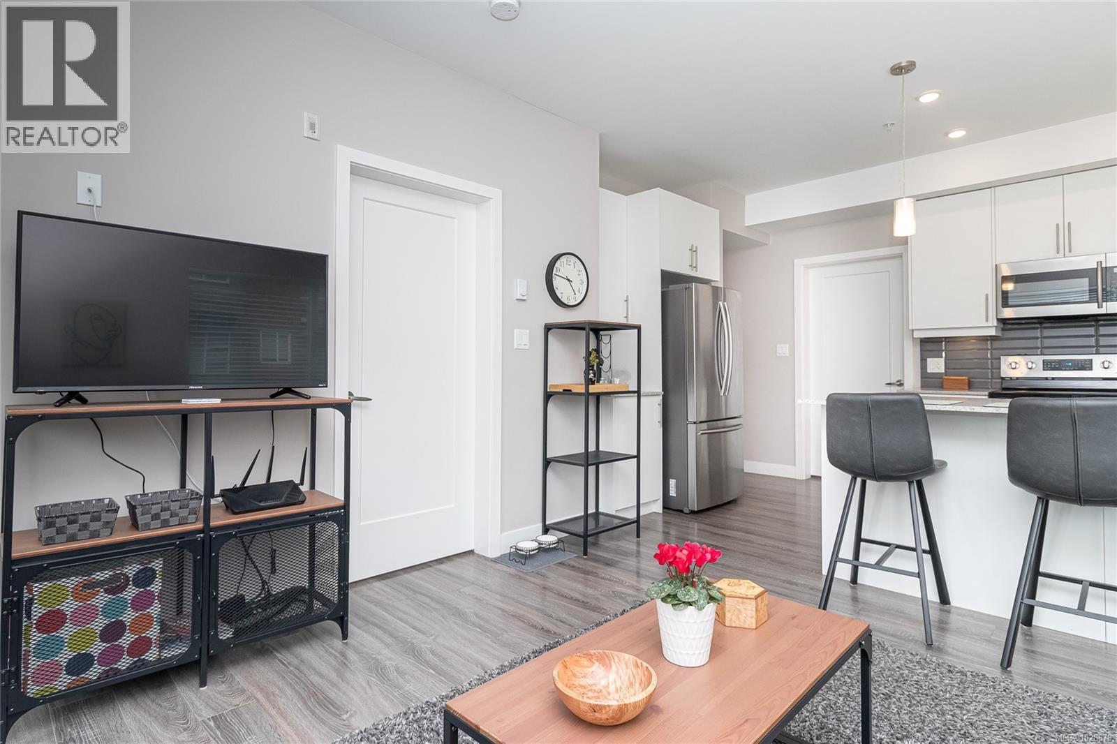 #203 1020 INVERNESS RD - 14