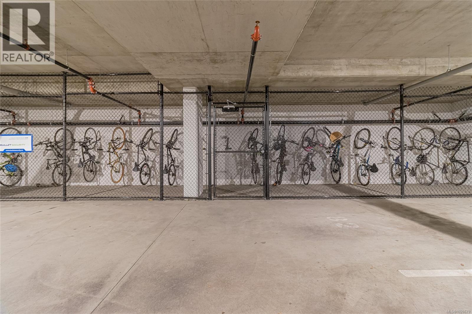 #203 1020 INVERNESS RD - 33