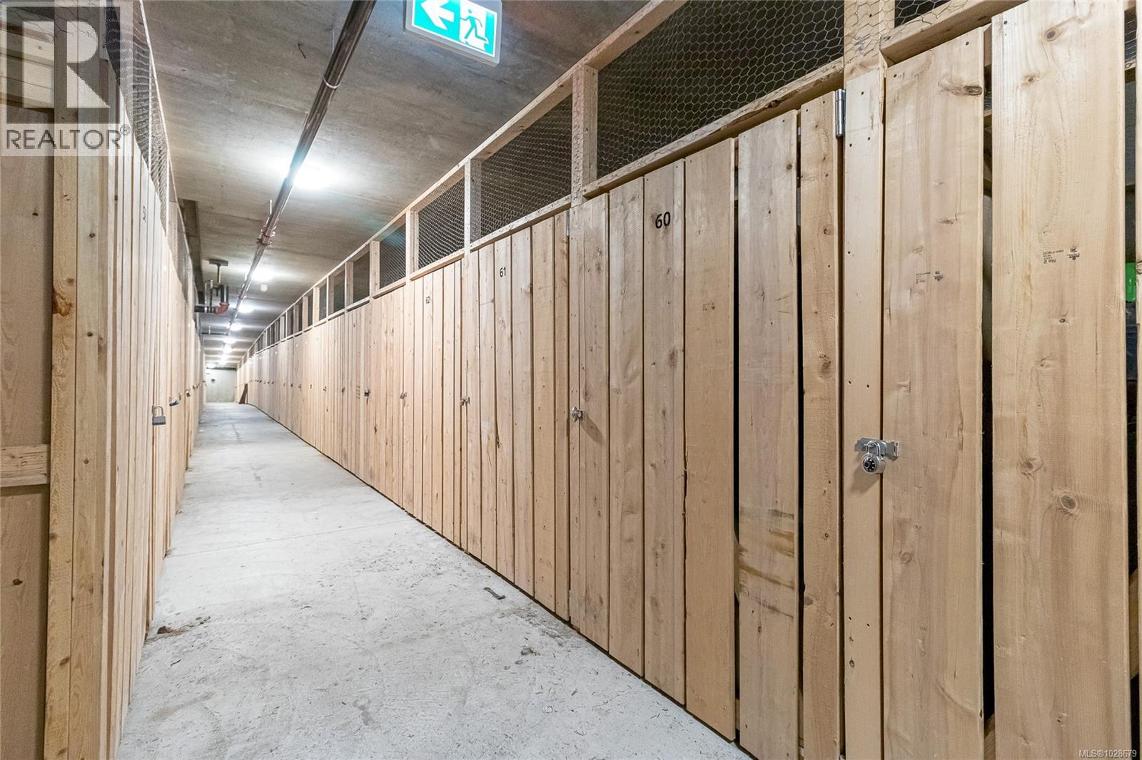 #203 1020 INVERNESS RD - 34