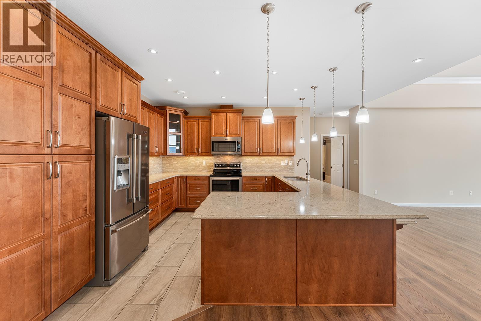 3388 SKAHA LAKE Road Unit# 1203, Penticton