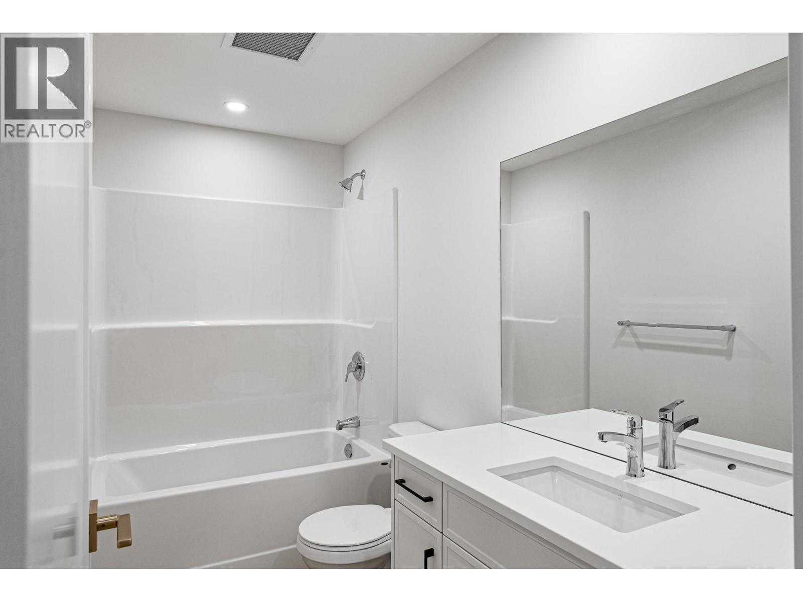 1844 Qu'Appelle Boulevard Unit# 103, Kamloops