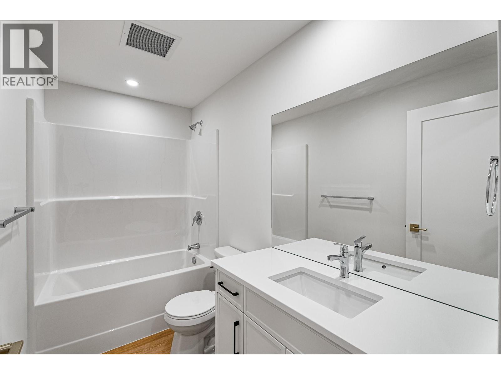 1844 Qu'Appelle Boulevard Unit# 103, Kamloops