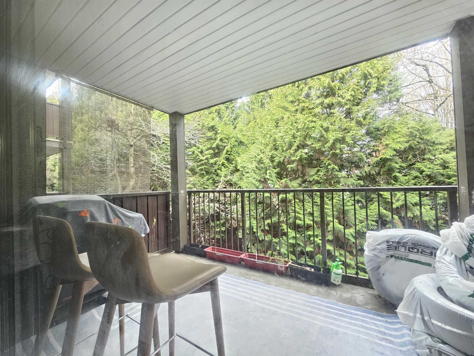 206 10698 151A Street - photo 2