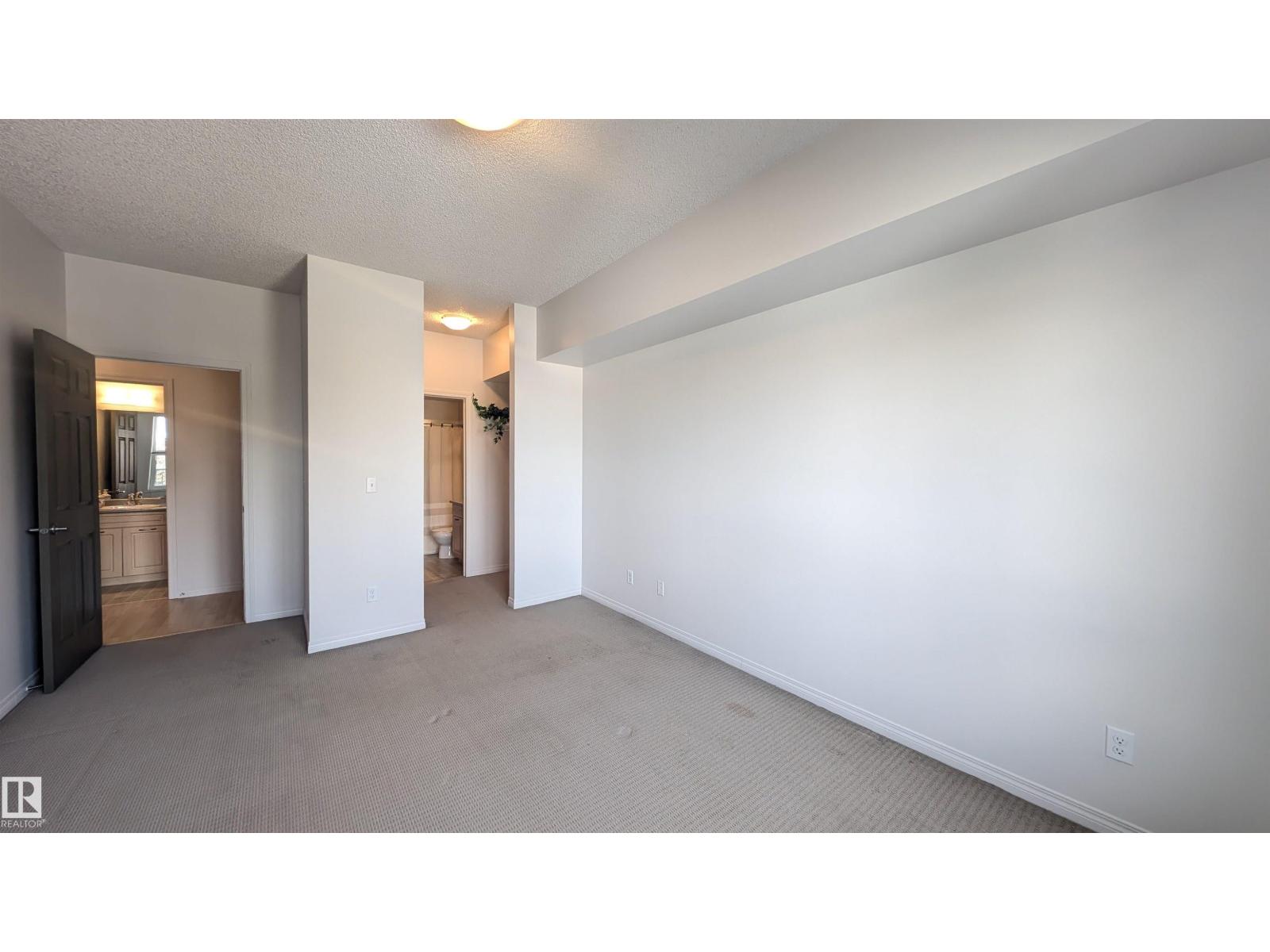 Single Family House for Sale in #   AV NW Edmonton 