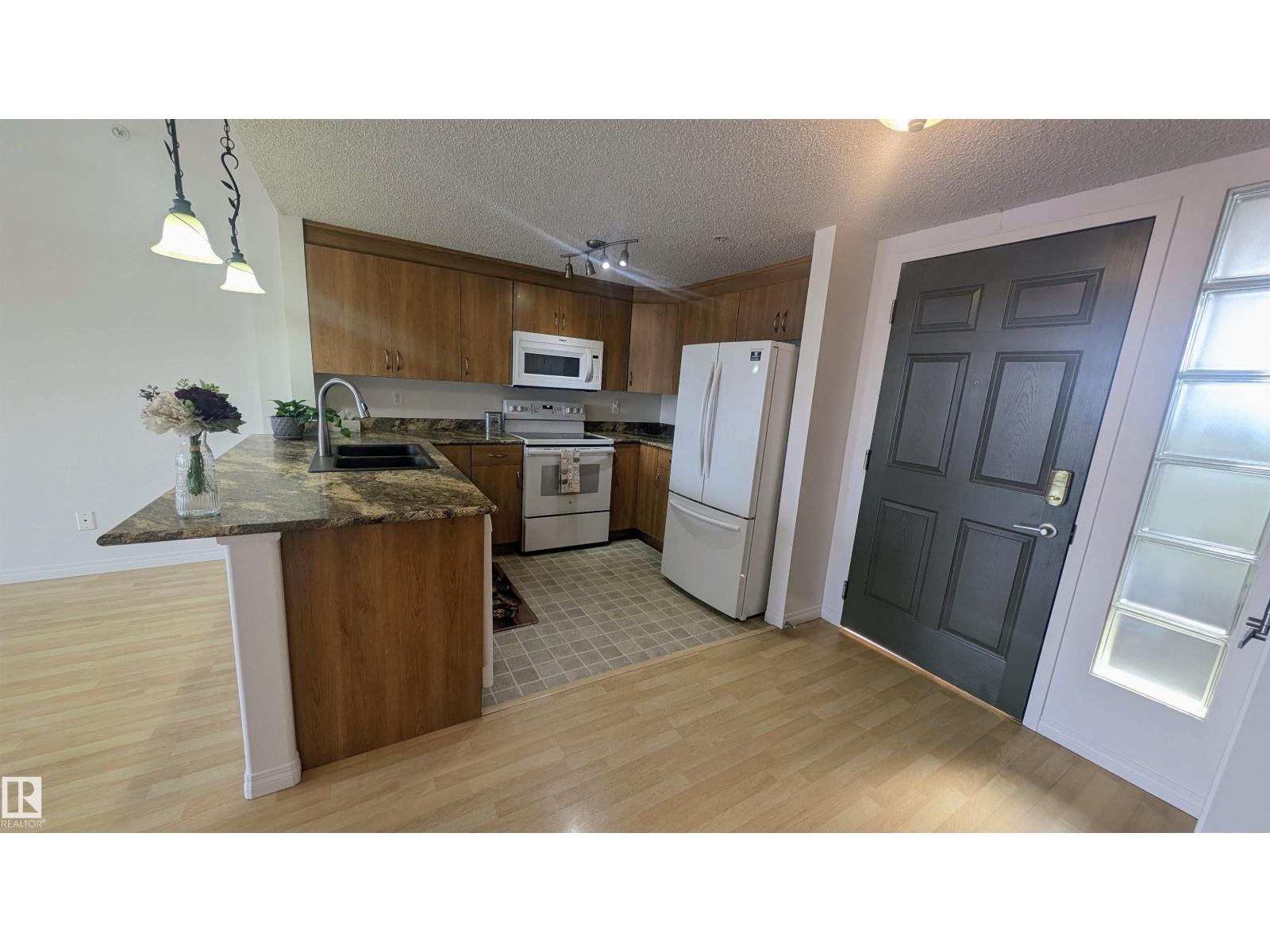 Single Family House for Sale in #   AV NW Edmonton 