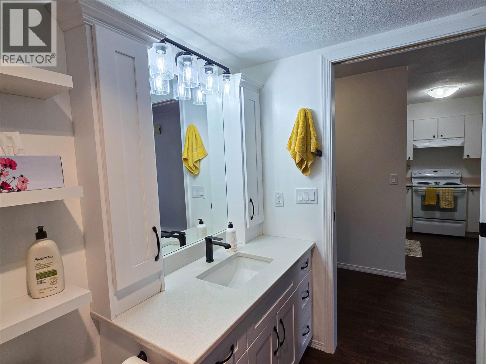 110 Kalamalka Lake Road Unit# 208, Vernon