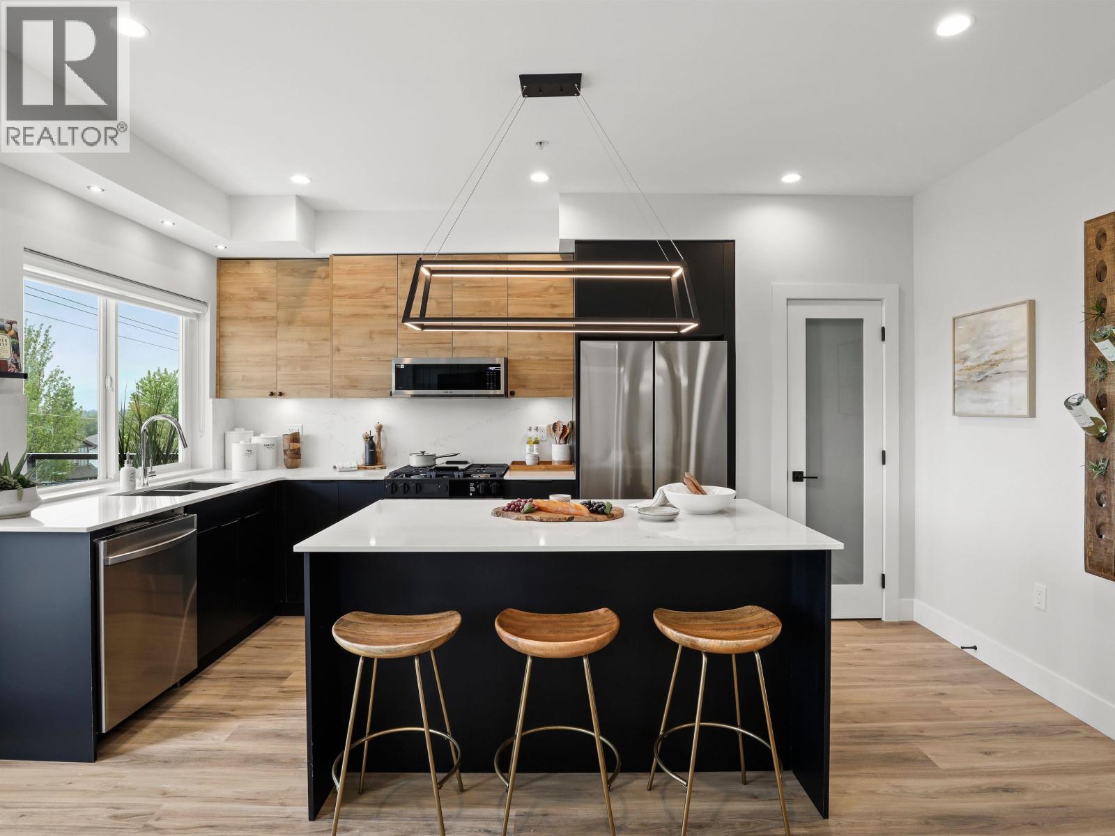 60 10640 248 Street - photo 2