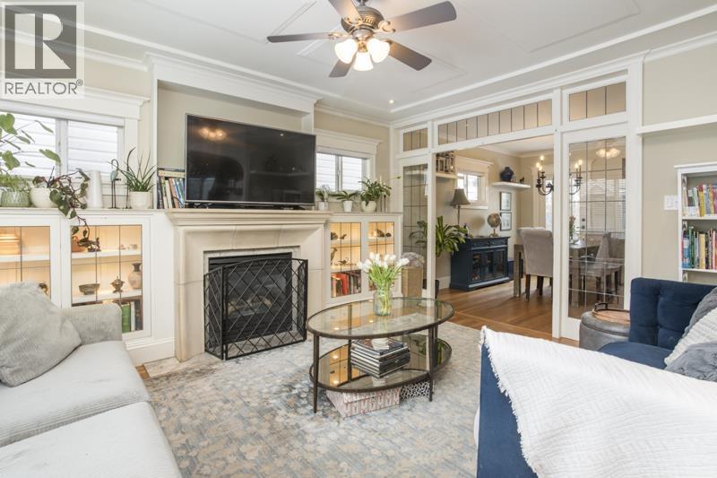 1112 FOURTH Avenue - main photo