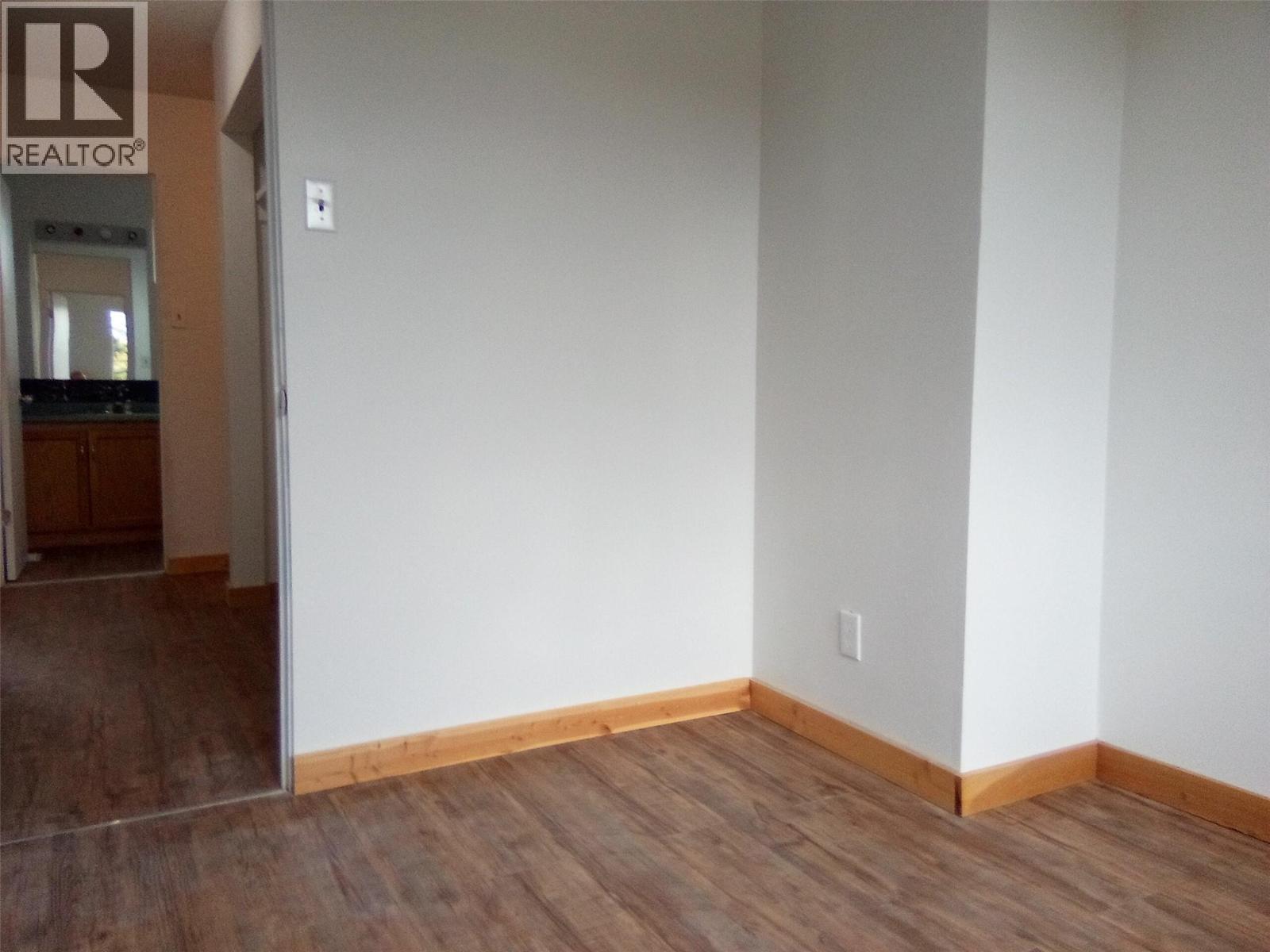 1672 Douglas Street, Merritt