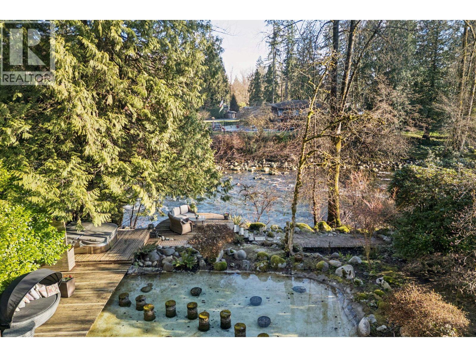 808 SEYMOUR BOULEVARD, North Vancouver