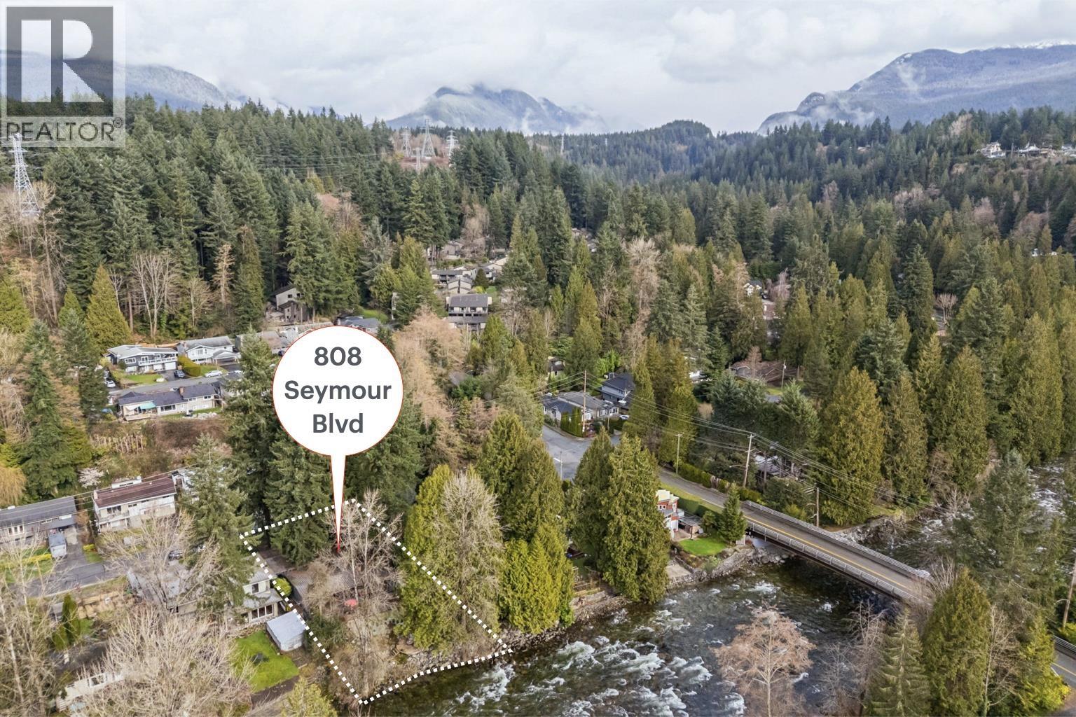 808 SEYMOUR BOULEVARD, North Vancouver