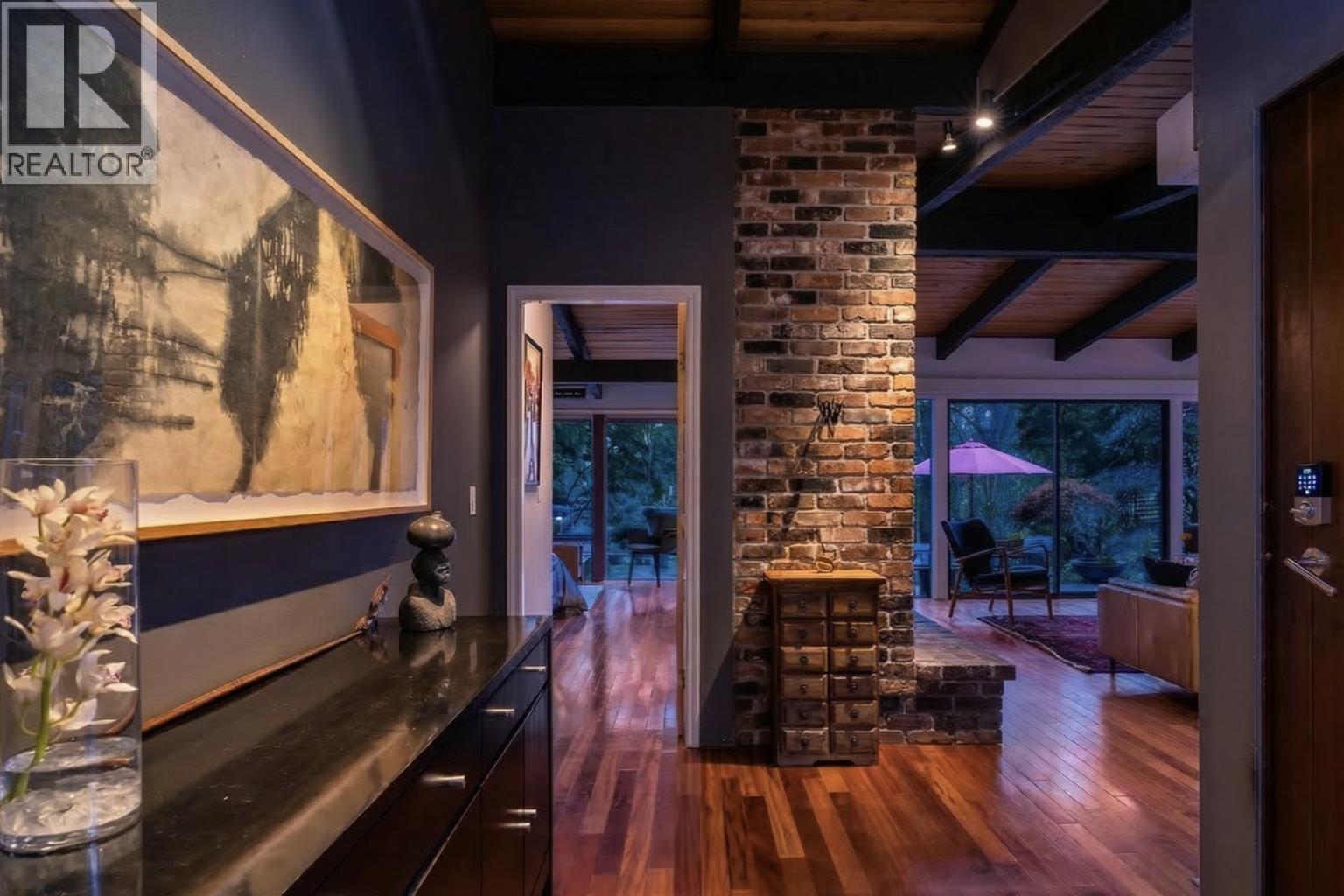 808 SEYMOUR BOULEVARD, North Vancouver