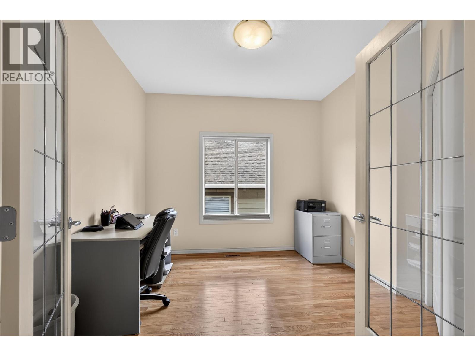 5038 South Ridge Drive, Kelowna