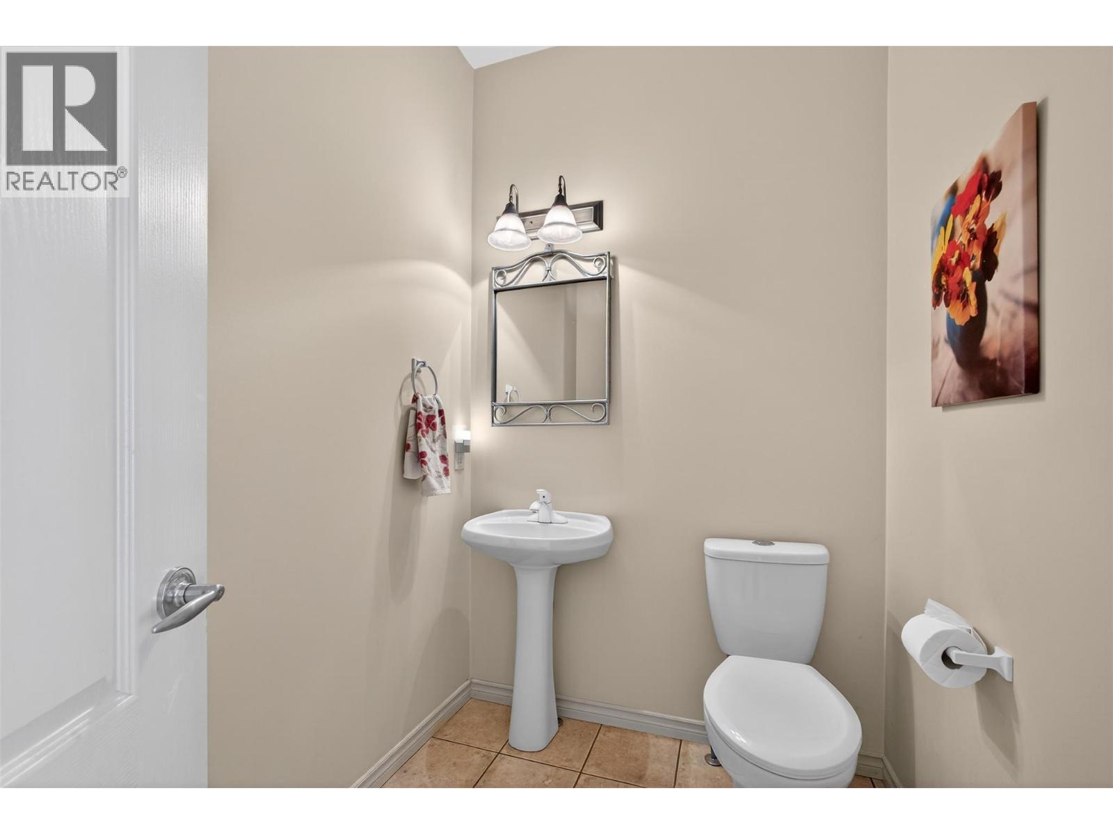 5038 South Ridge Drive, Kelowna