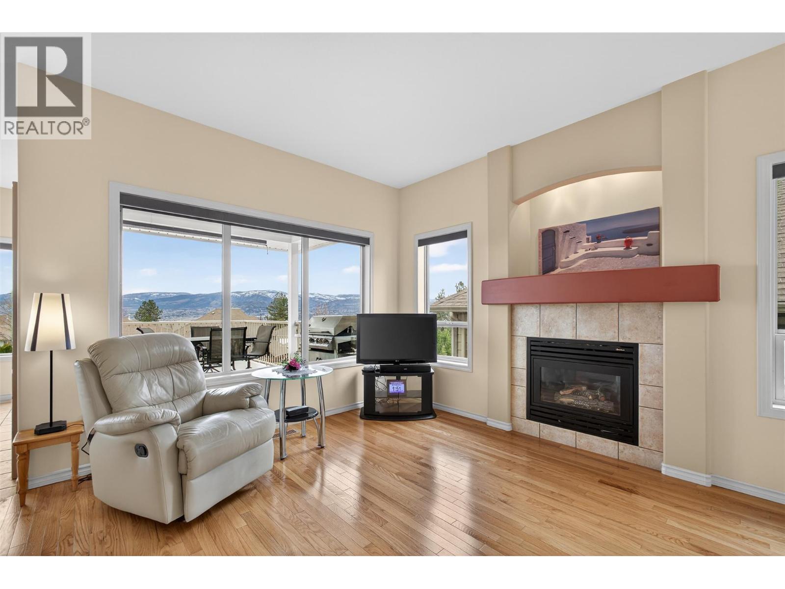 5038 South Ridge Drive, Kelowna