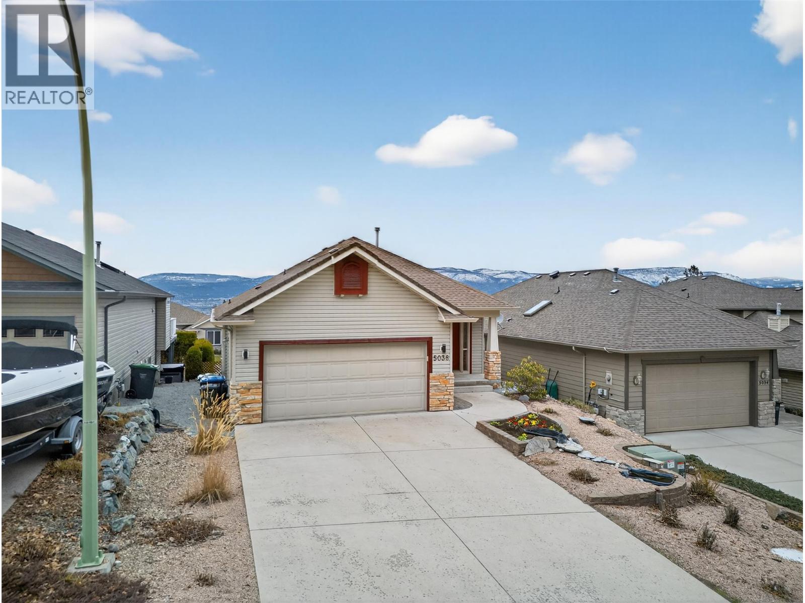5038 South Ridge Drive, Kelowna